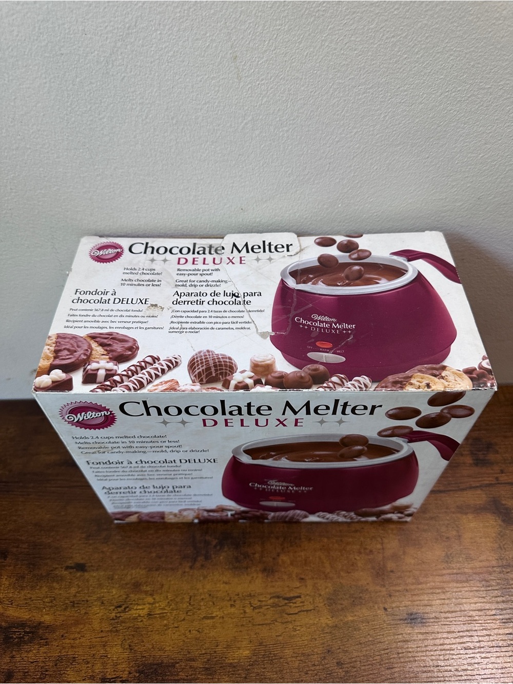 Wilton Chocolate Melter Deluxe Electric Candy Melting Pot Dipping Machine Box - Picture 3 of 5